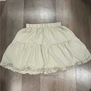 Light green flowy skirt size small